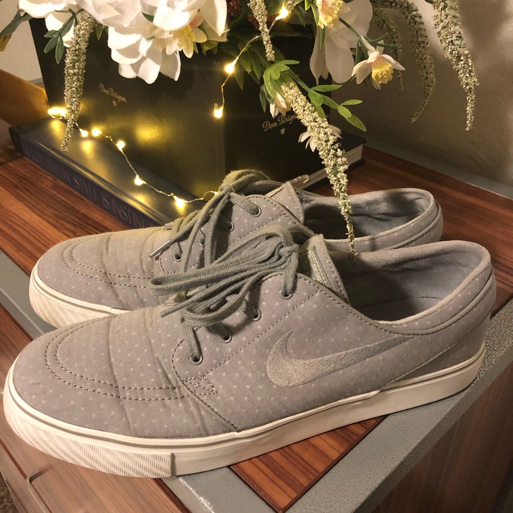 Men’s Nike’s